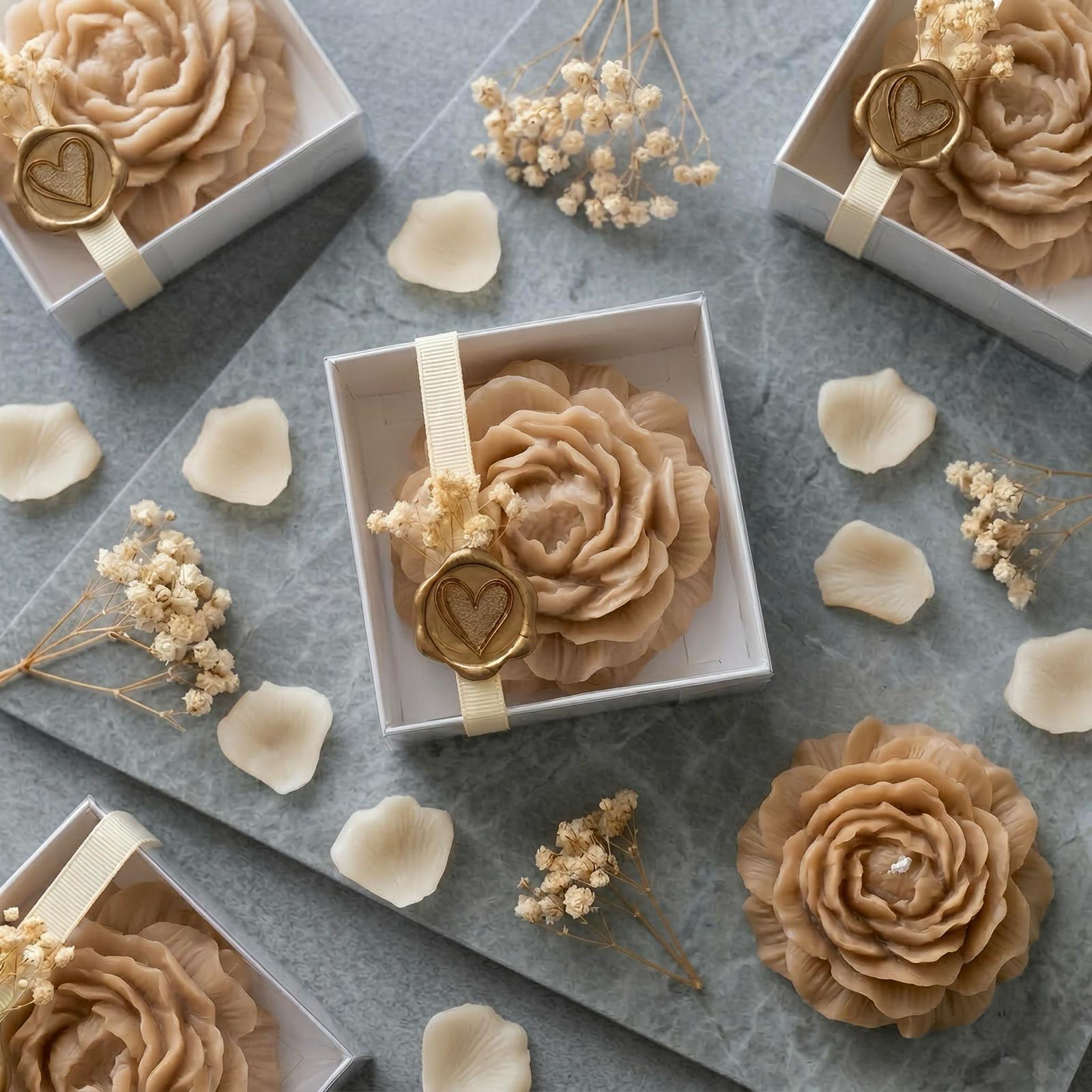 Handmade Peony Candle in White Box – Clear Lid with Gold Sticker & Dried Flowers