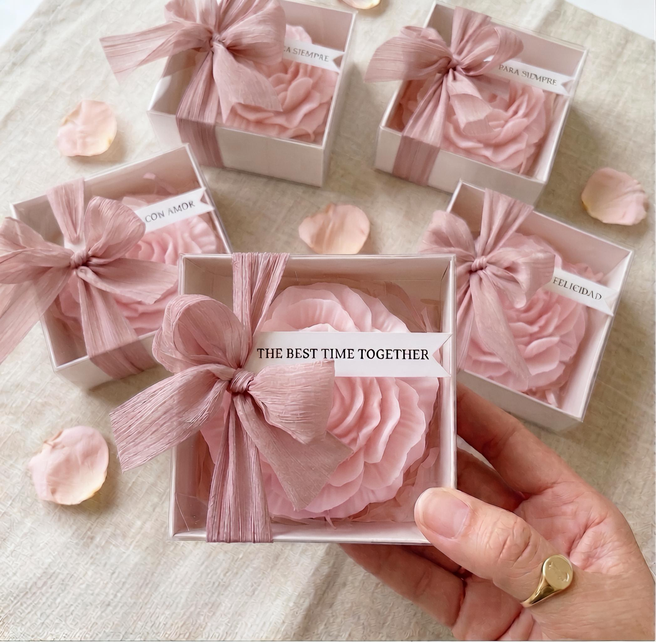 Elegant Peony Candle Favor – Handmade Wedding Gift in Clear Box